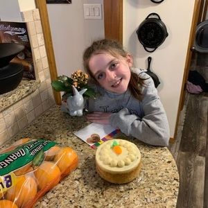 Meet your Posher, Angie